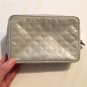 Clinique Vintage Silver Toiletry Cosmetics Make Up